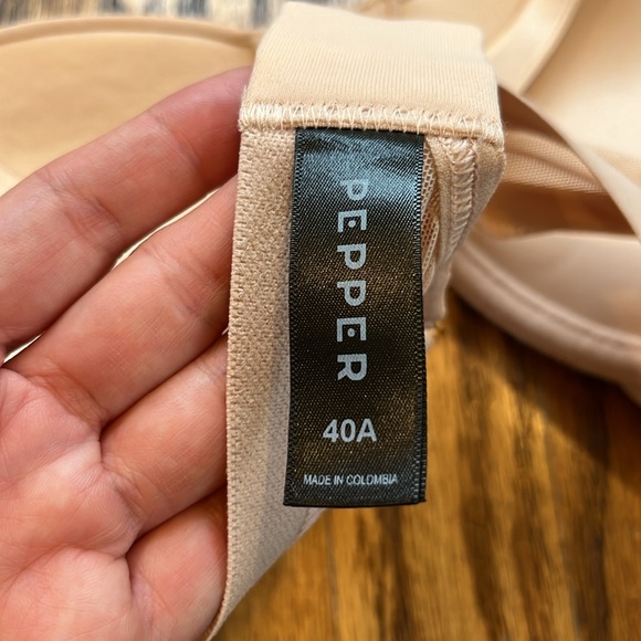 NWT PEPPER Buff Lift Up Bra 40A - Picture 3 of 5